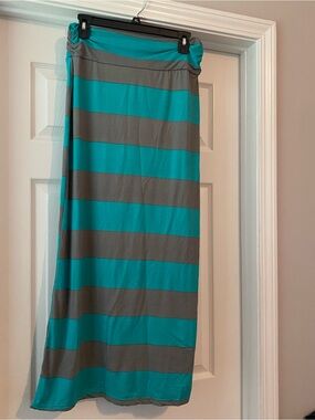 Rue21 Teal and Gray Striped Maxi Skirt